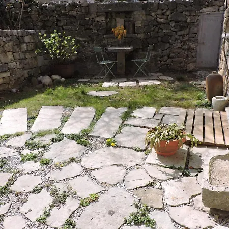 Tipitapi Apartment Malchina